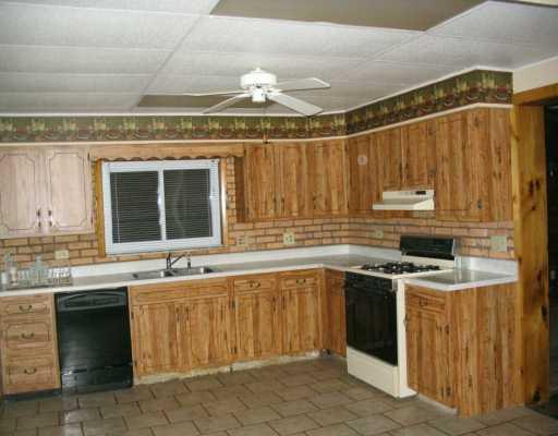 2020 Marshall Road Monaca, PA 15061 - Photo 2 of 7 Kitchen.