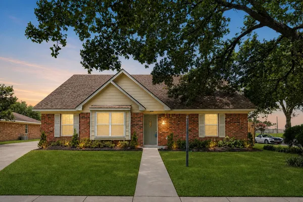 $2,400 | 539 Belwin Drive, Katy, TX 77450