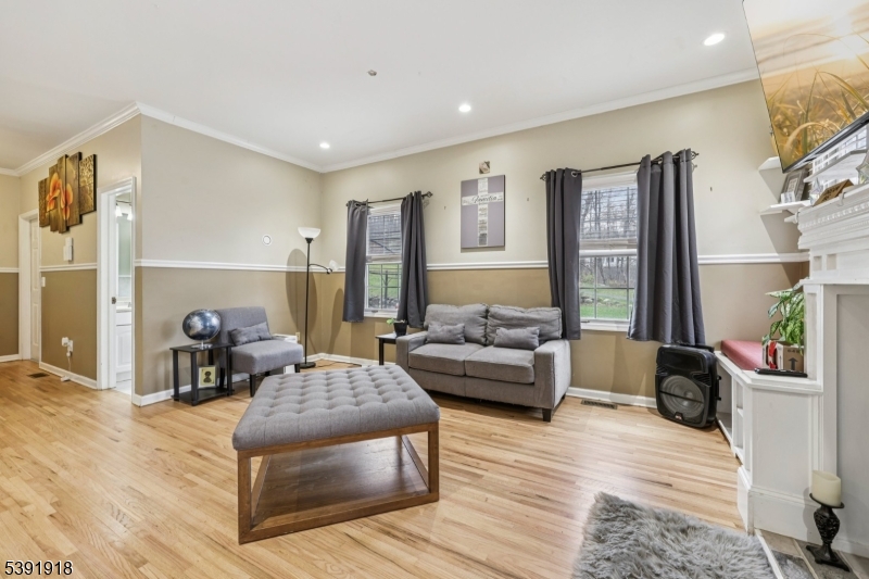 73 Edison Road Lake Hopatcong, NJ 07849 - Photo 14 of 49