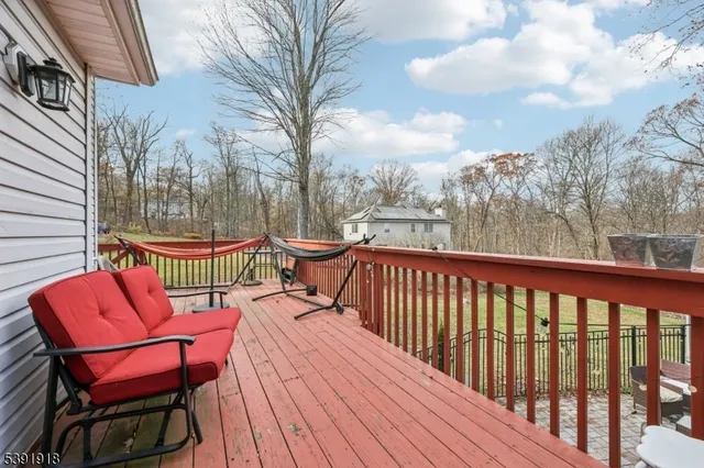 $769,000 | 73 Edison Road, Lake Hopatcong, NJ 07849