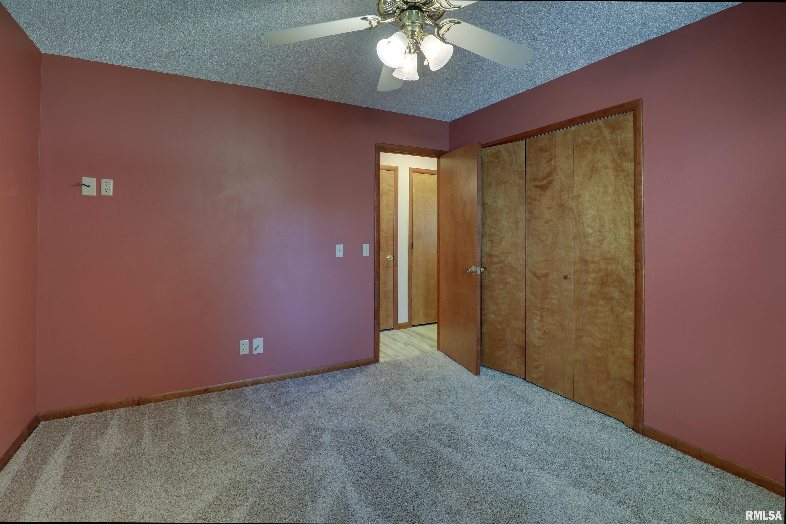 2906 Bluff Ridge Drive Quincy, IL 62305 - Photo 17 of 20