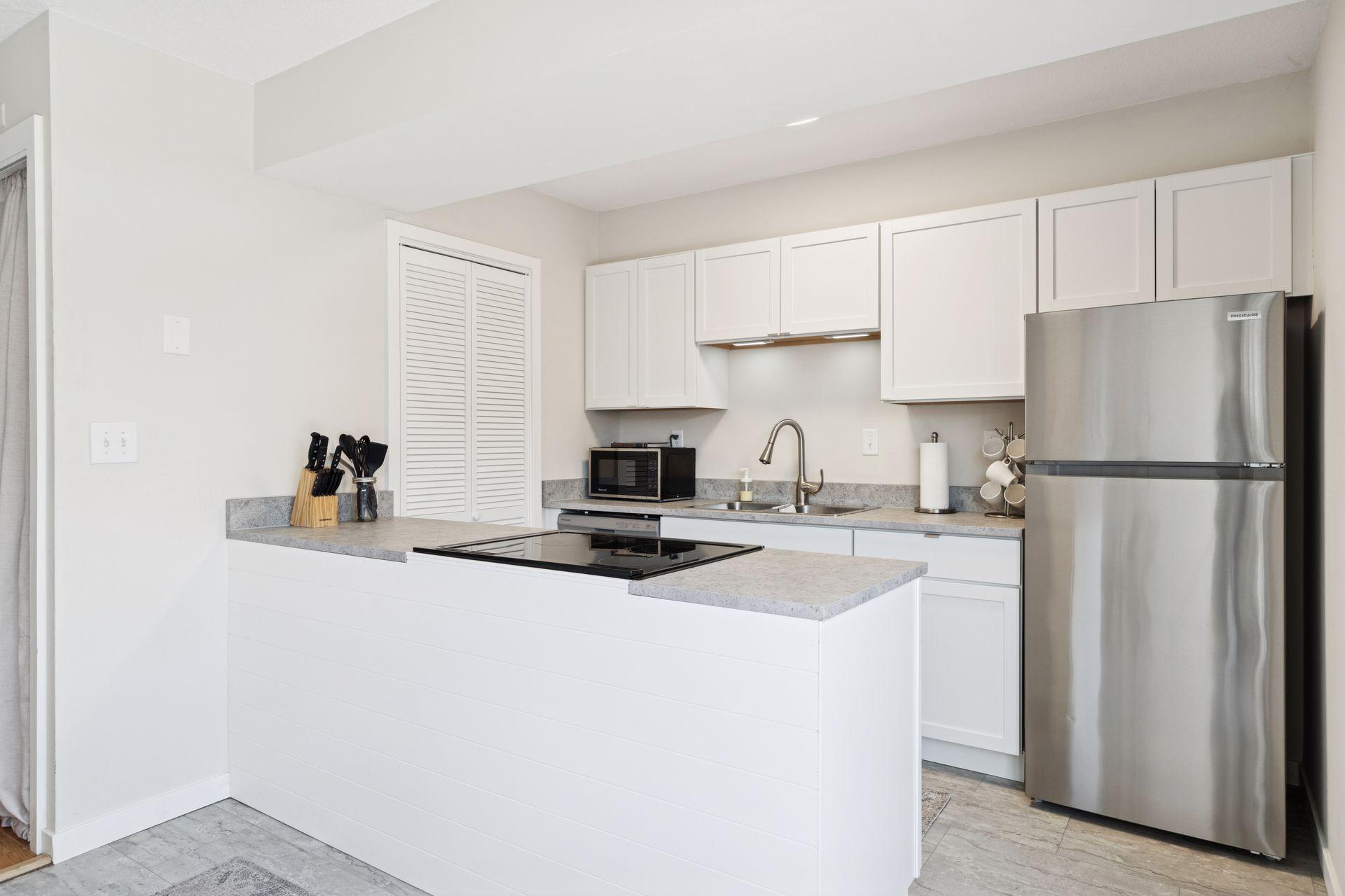 6499 Barrie Road Edina, MN 55435 - Photo 12 of 32