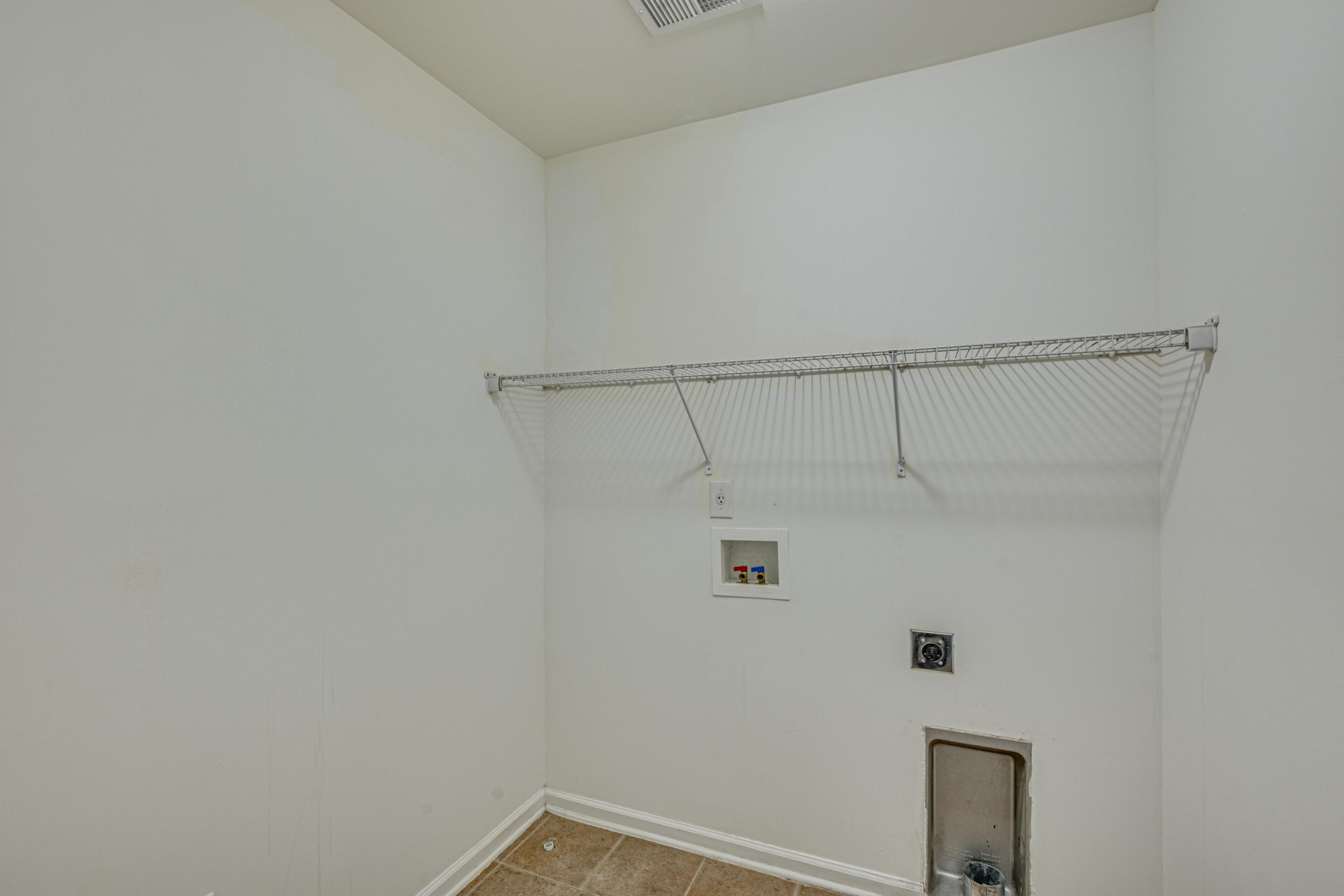 1132 Flyway Road Summerville, SC 29483 - Photo 11 of 33 7