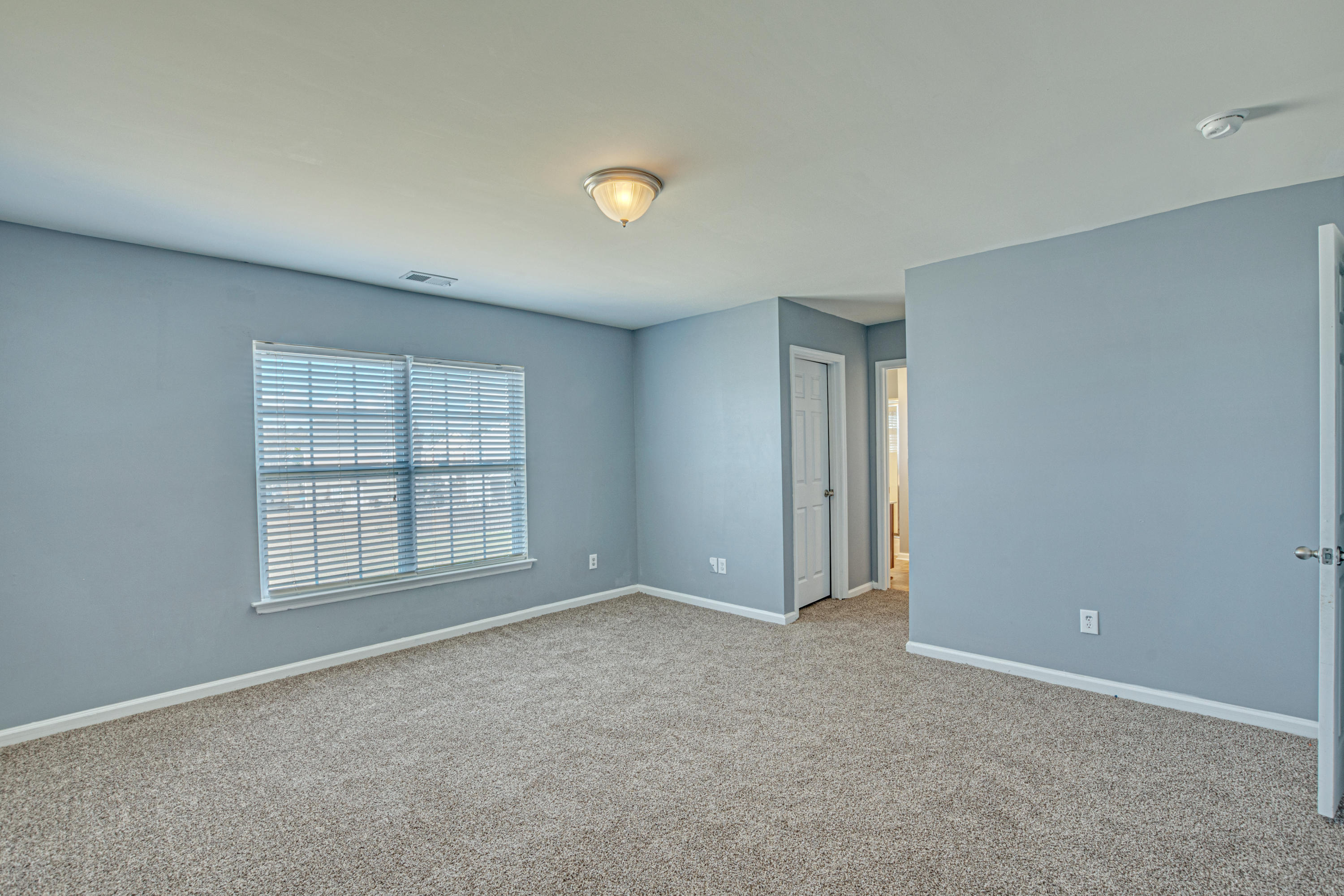 1132 Flyway Road Summerville, SC 29483 - Photo 12 of 33 9