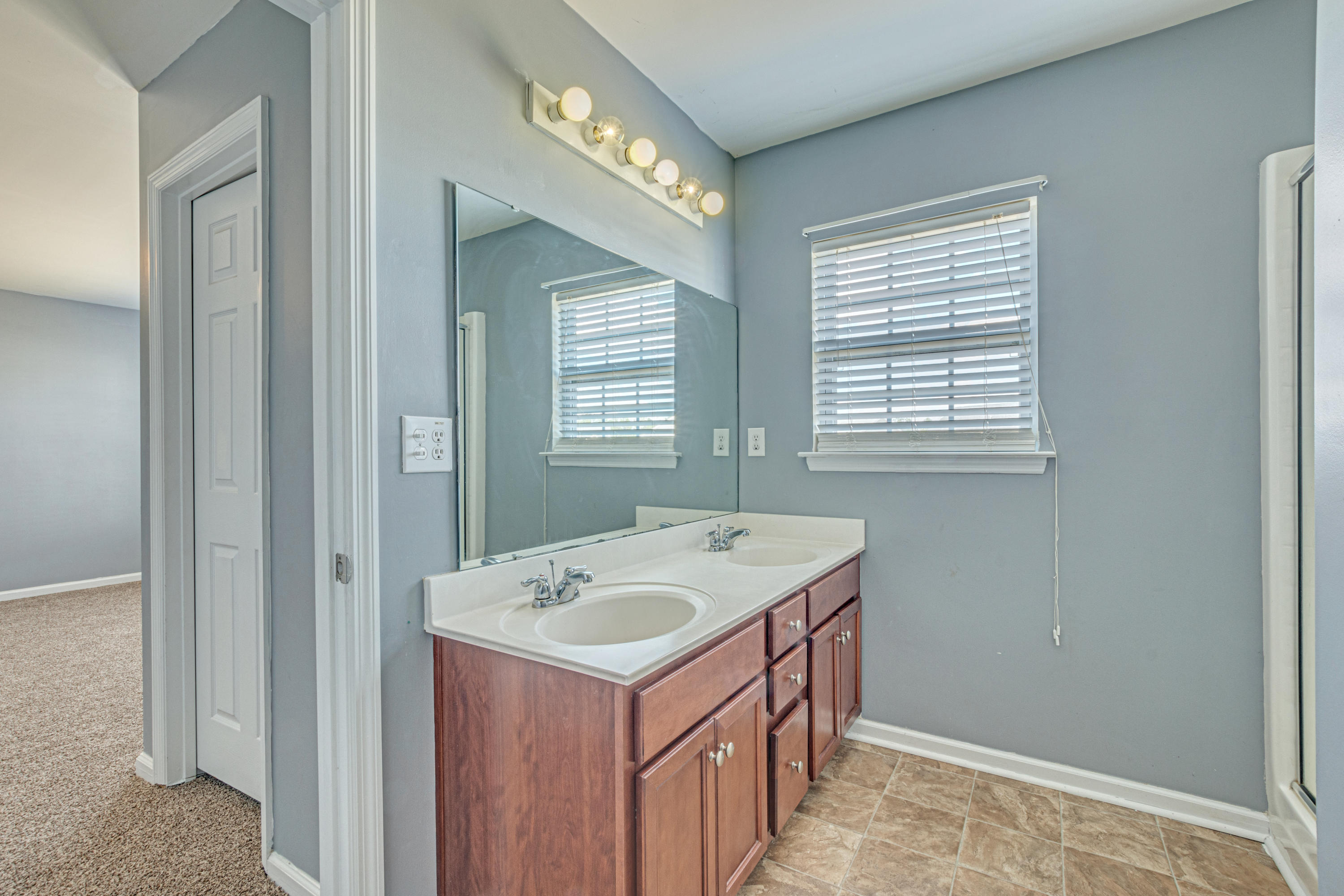 1132 Flyway Road Summerville, SC 29483 - Photo 14 of 33 12