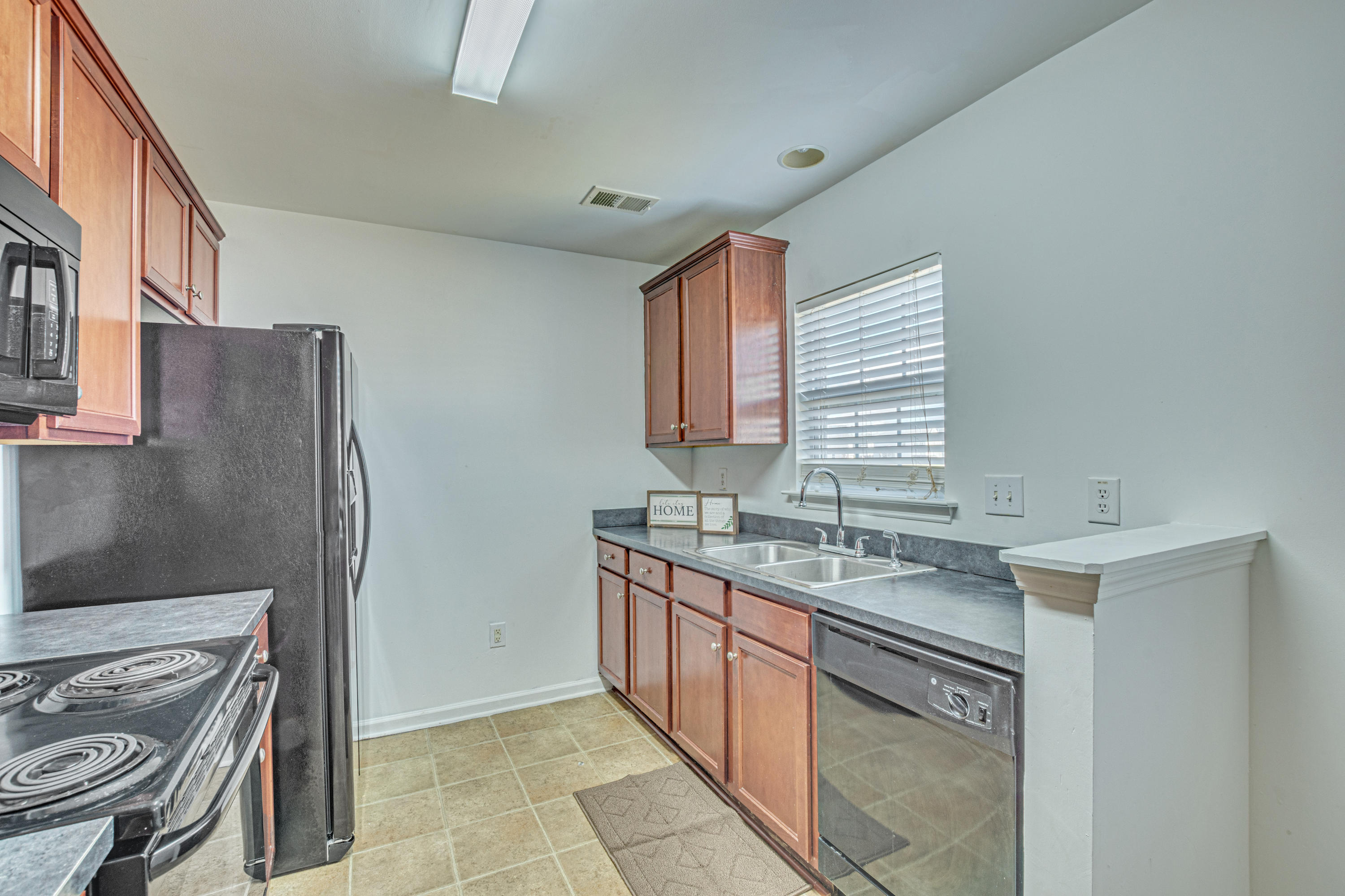 1132 Flyway Road Summerville, SC 29483 - Photo 21 of 33 19