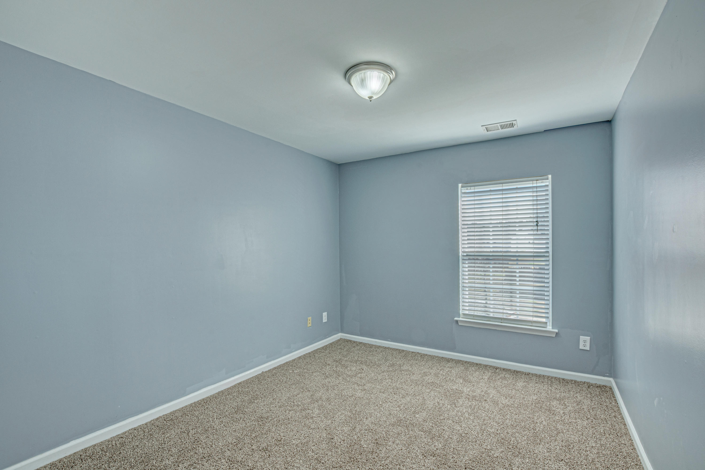 1132 Flyway Road Summerville, SC 29483 - Photo 5 of 33 1