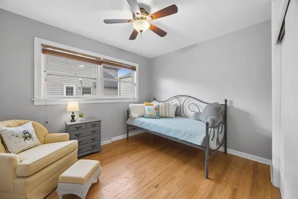 $449,000 | 5325 South Catherine Avenue, Countryside, IL 60525