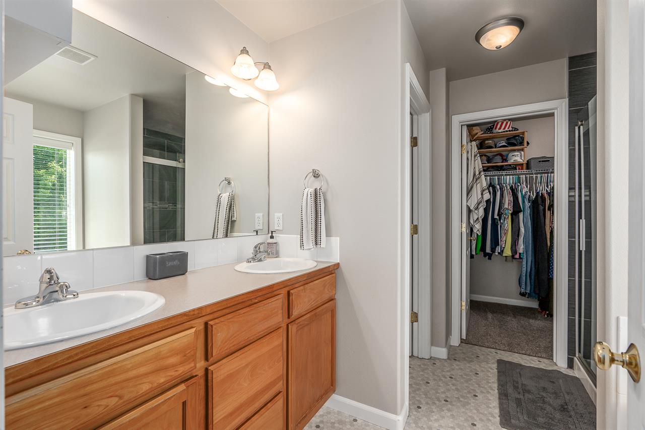 24211 Desmet Road Liberty Lake, WA 99019 - Photo 8 of 20 Gallery Image 8