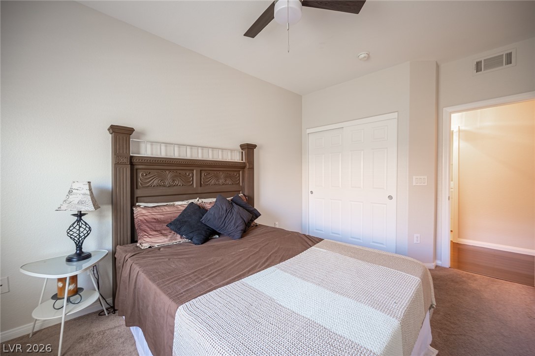 7701 West Robindale Road, Unit 274 Las Vegas, NV 89113 - Photo 26 of 38 This cozy bedroom offers a tranquil retreat for rest and relaxation.