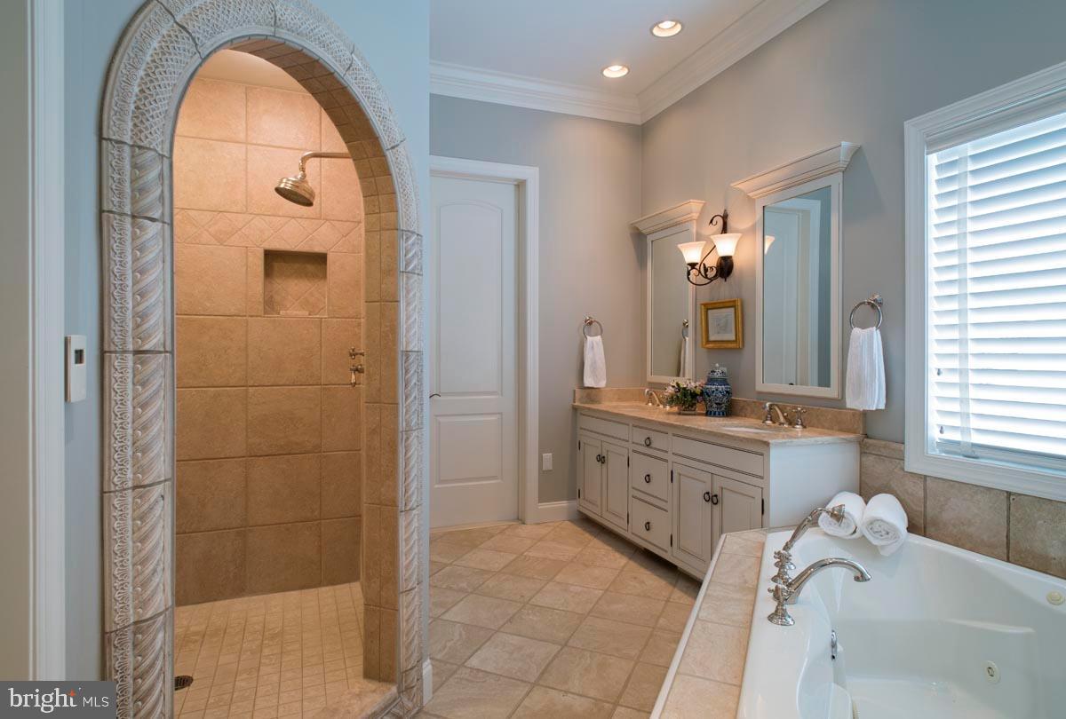 756 Goose Neck Drive Lititz, PA 17543 - Photo 34 of 80 Gallery Image 34