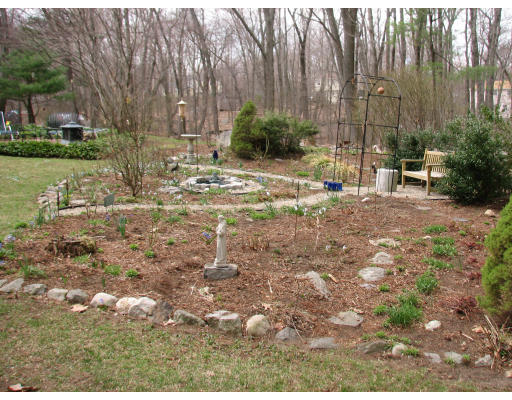 10 Vanderbelt Road Acton, MA 01720 - Photo 19 of 22 Gallery Image 19