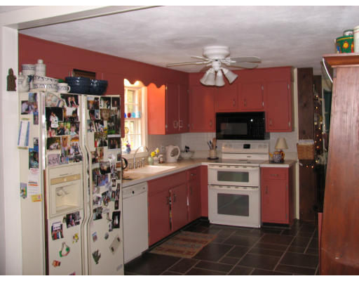 10 Vanderbelt Road Acton, MA 01720 - Photo 5 of 22 Gallery Image 5