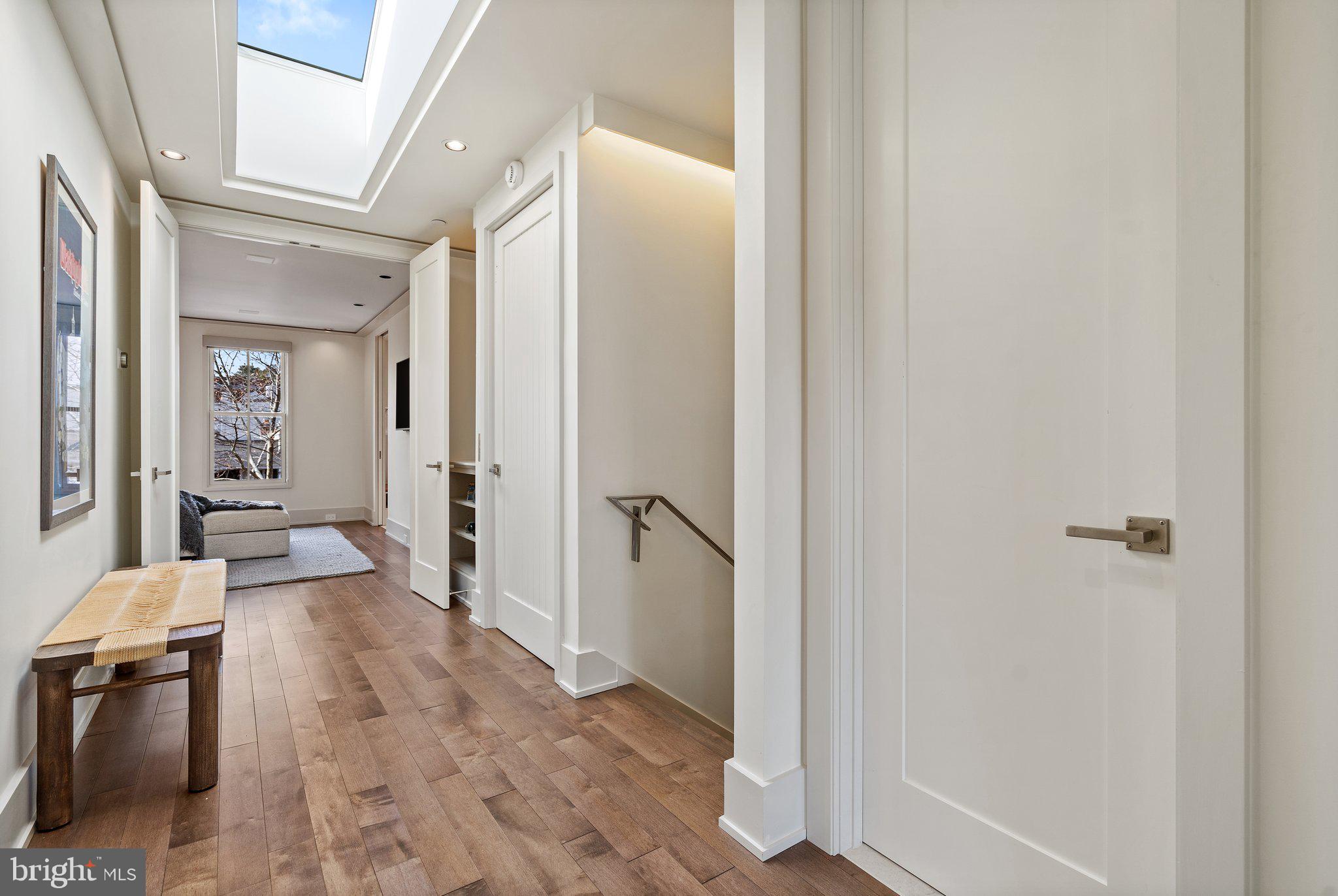 1633 33rd Street Northwest Washington, DC 20007 - Photo 22 of 50 Upper hall landing
