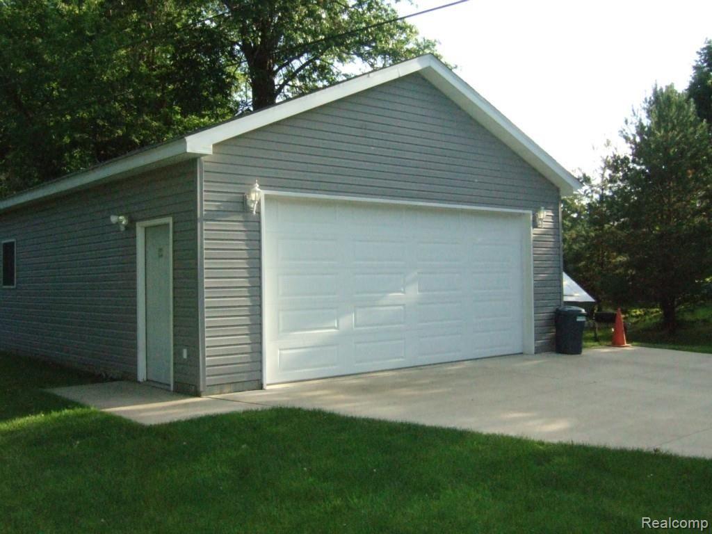36575 Indiana Road New Boston, MI 48164 - Photo 25 of 27 DSCF3311.jpg