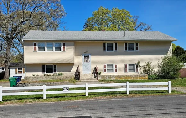 $499,900 | 99 Pender Avenue, Warwick, RI 02889