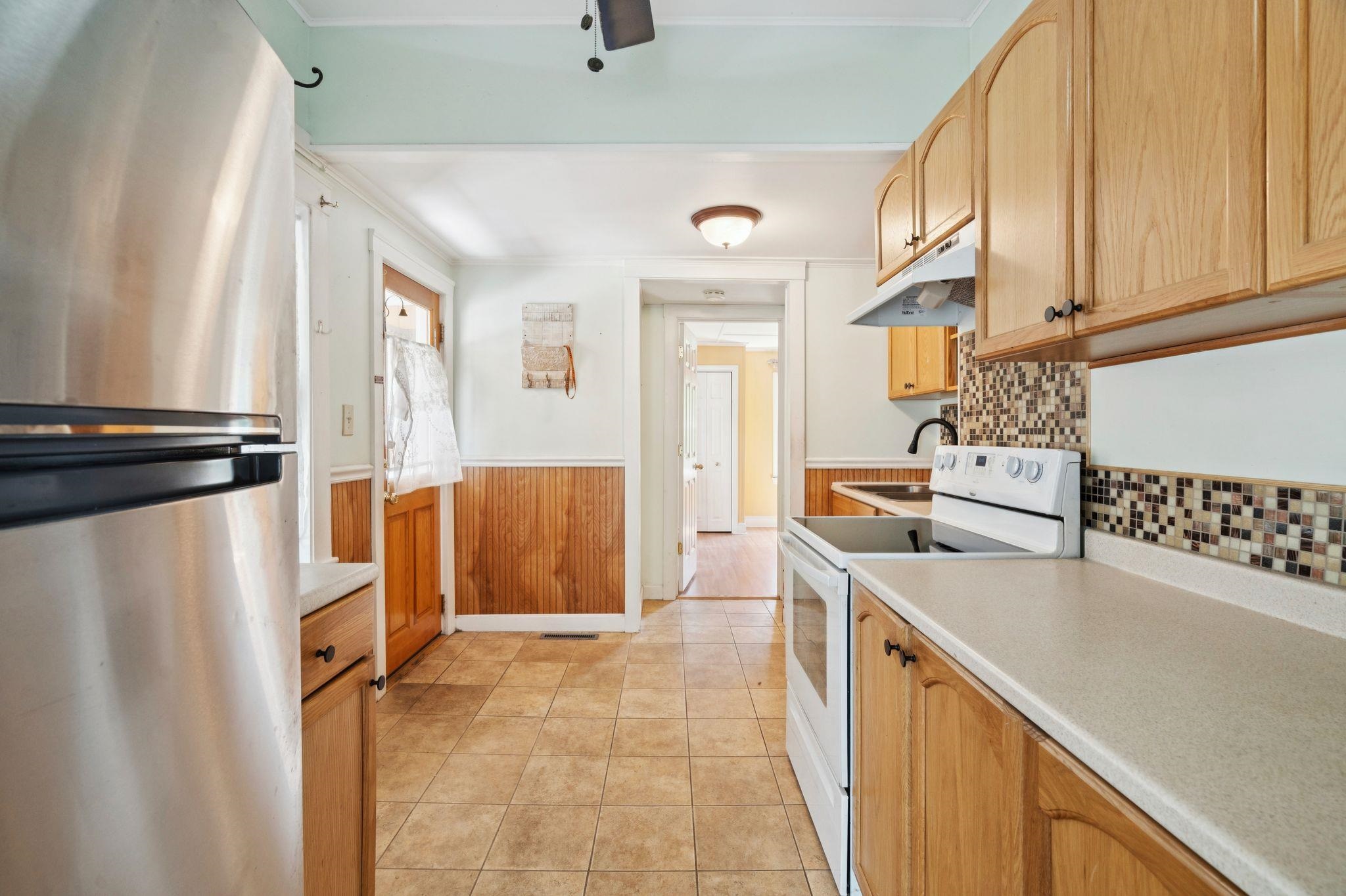 30 B Hancock Street Rochester, NH 03867 - Photo 7 of 25
