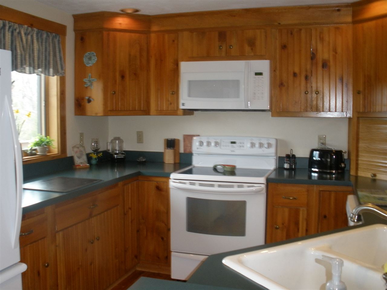 147 Circuit Road Ossipee, NH 03864 - Photo 15 of 22