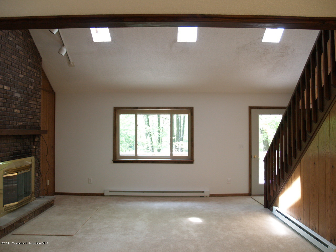 2978 Wedge Road Lake Ariel, PA 18436 - Photo 8 of 15 Gallery Image 8
