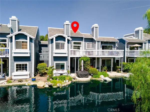 $825,000 | 8192 Sandcove Circle, Unit 204, Huntington Beach, CA 92646
