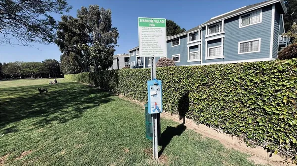 $825,000 | 8192 Sandcove Circle, Unit 204, Huntington Beach, CA 92646