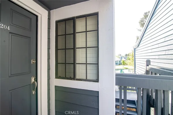 $825,000 | 8192 Sandcove Circle, Unit 204, Huntington Beach, CA 92646