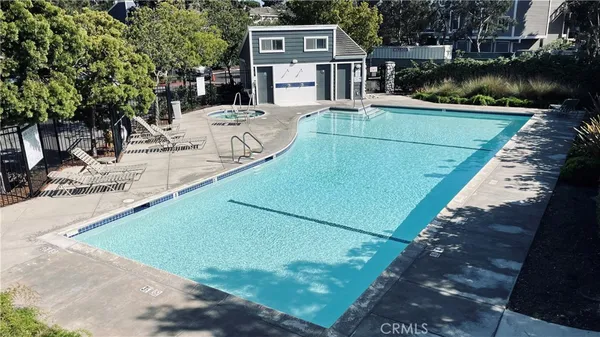 $825,000 | 8192 Sandcove Circle, Unit 204, Huntington Beach, CA 92646