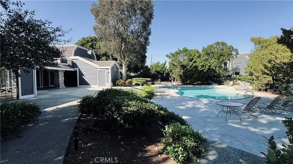 $825,000 | 8192 Sandcove Circle, Unit 204, Huntington Beach, CA 92646