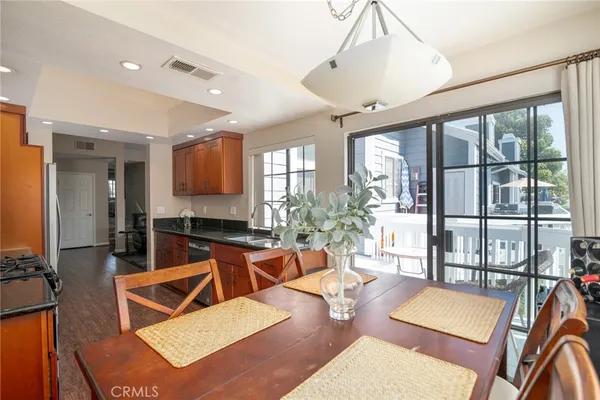 $825,000 | 8192 Sandcove Circle, Unit 204, Huntington Beach, CA 92646