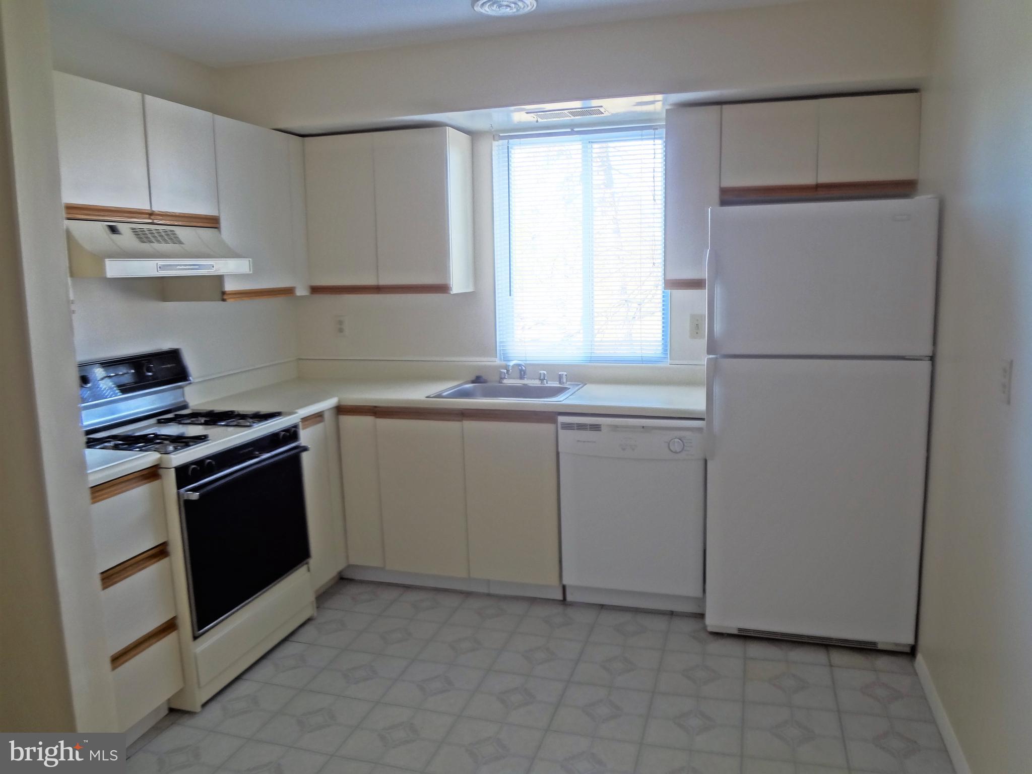 11905 Tarragon Road, Unit F Reisterstown, MD 21136 - Photo 5 of 16