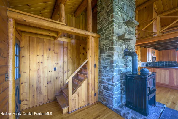 a view of an entryway