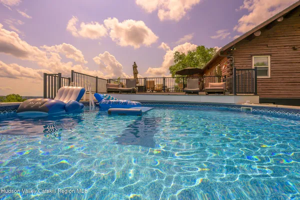 $850,000 | 10 7 Bridges Road, Old Chatham, NY 12136