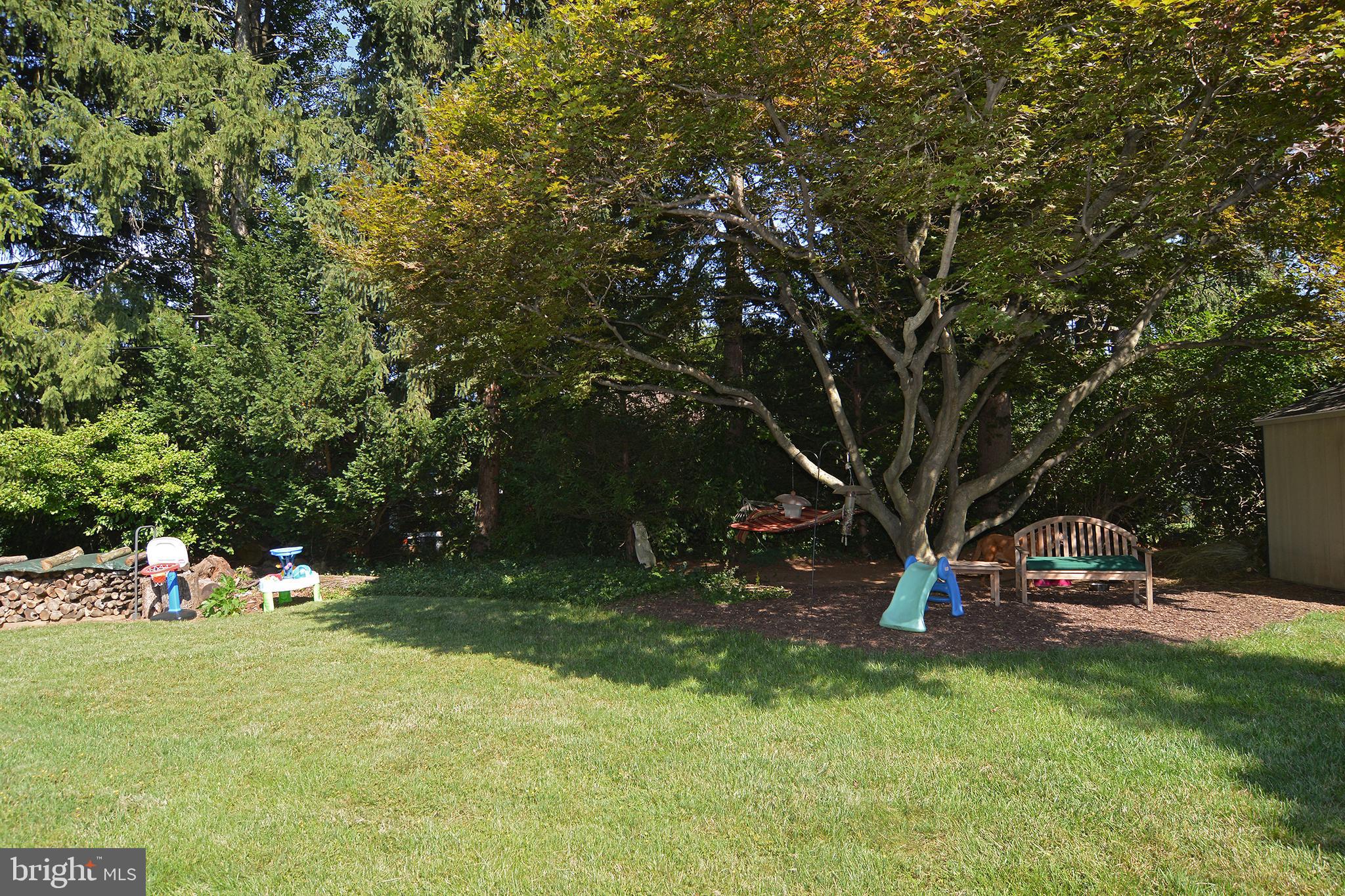 207 Wellington Road Reading, PA 19607 - Photo 9 of 34 Gallery Image 9