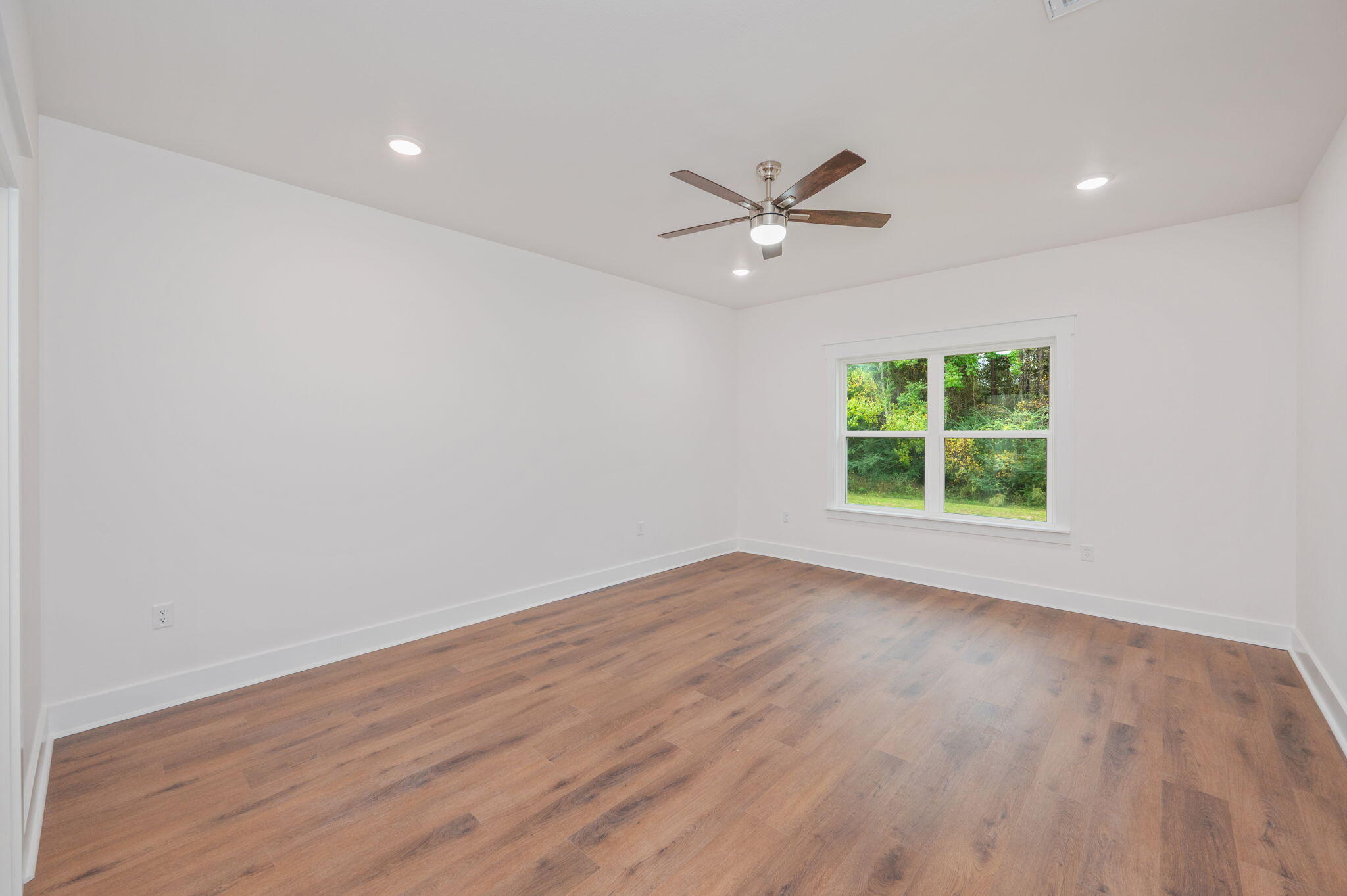 337 Shoal River Drive Crestview, FL 32539 - Photo 23 of 50 23-web-or-mls-377-shoal-river-dr