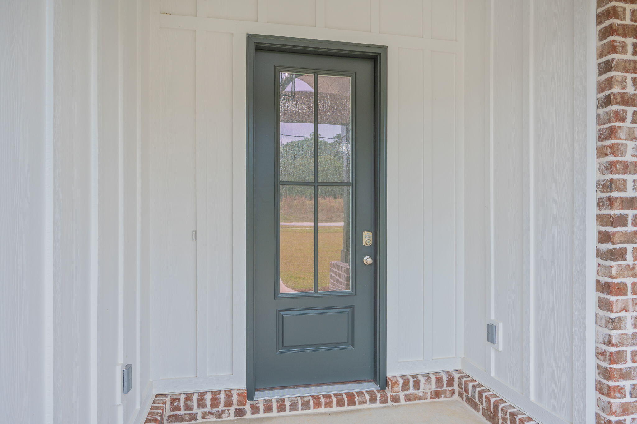 337 Shoal River Drive Crestview, FL 32539 - Photo 6 of 50 6-web-or-mls-377-shoal-river-dr