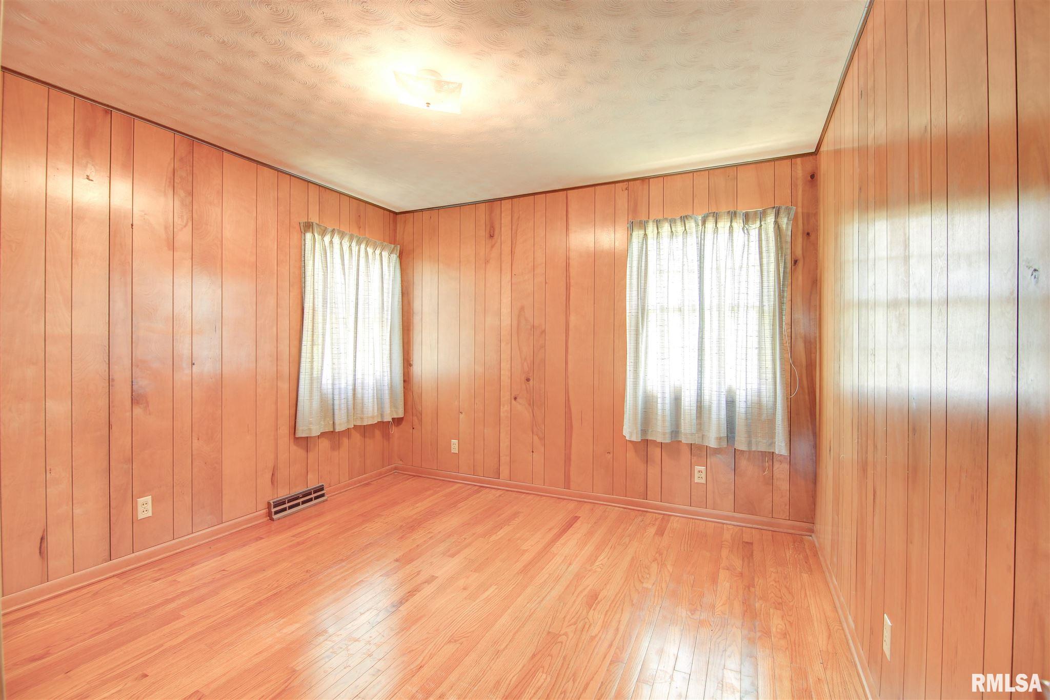 650 Tower Road Clinton, IA 52732 - Photo 15 of 24 Gallery Image 15