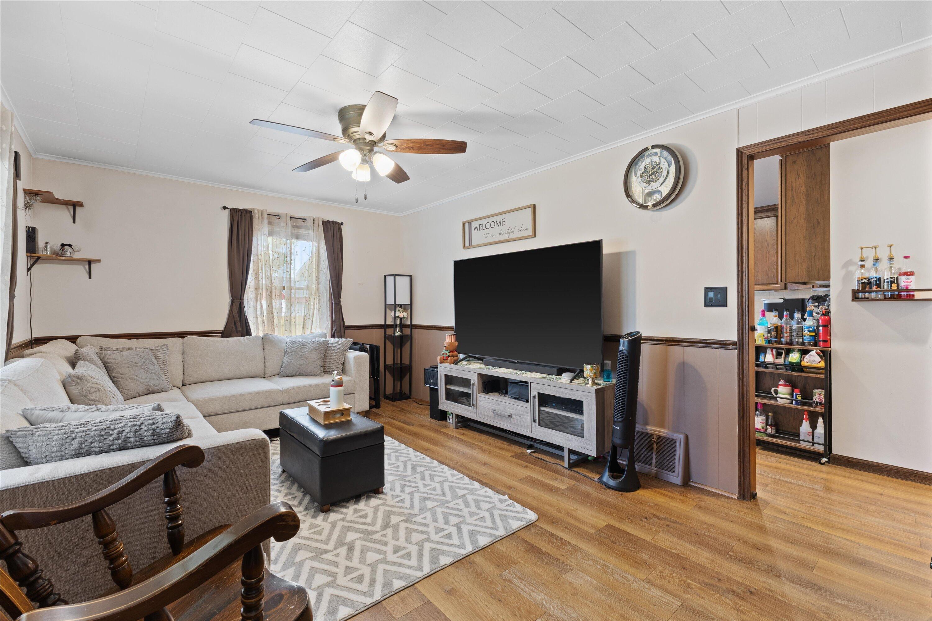 3915 55th Street Kenosha, WI 53144 - Photo 2 of 23 02-KCM-6