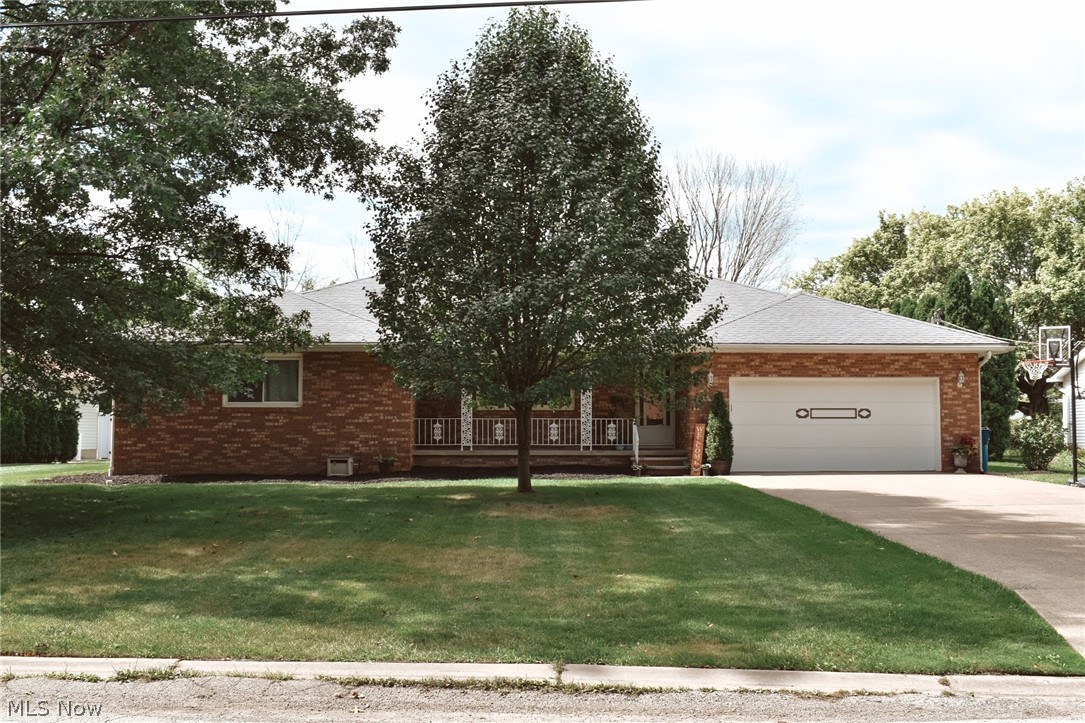 5530 Longbrook Road Lorain, OH 44053 - Photo 1 of 28 Gallery Image 1