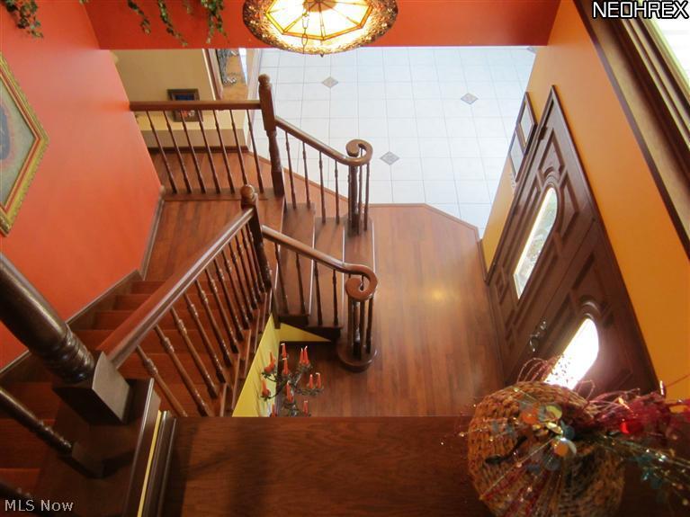 79 Indiana Road Vermilion, OH 44089 - Photo 14 of 22 Staircase view!