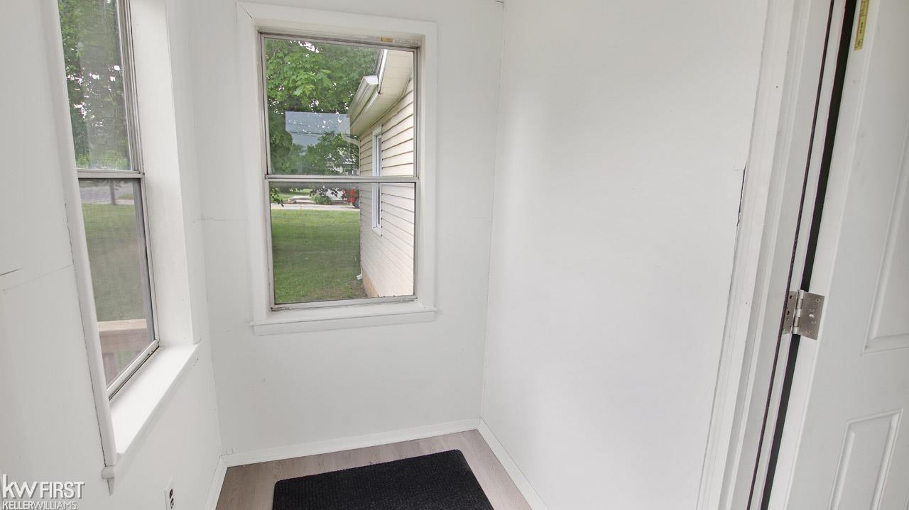 2128 Utley Road Flint, MI 48507 - Photo 16 of 20