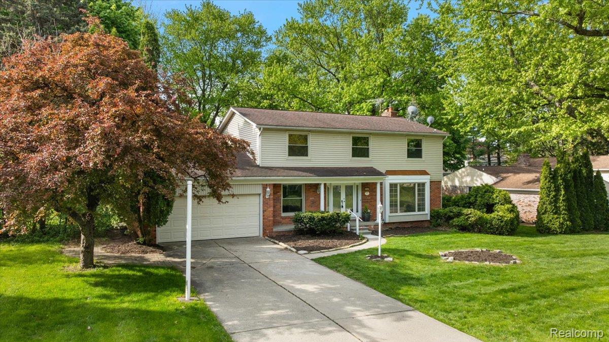 536 Rolling Rock Road Bloomfield Hills, MI 48304 - Photo 2 of 48 03-536 Rolling Rock Dr-3.jpg