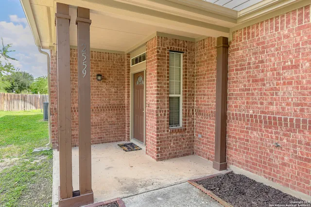 $1,700 | 2559 Grayson Circle, Unit 2559, San Antonio, TX 78232