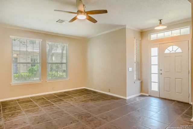 $1,700 | 2559 Grayson Circle, Unit 2559, San Antonio, TX 78232