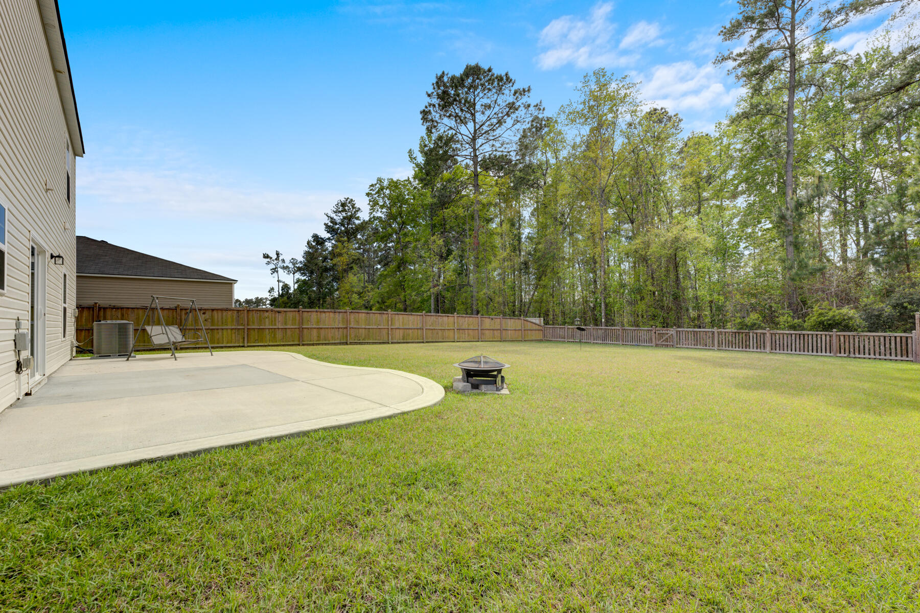457 Spanish Wells Road Summerville, SC 29486 - Photo 31 of 36 457 Spanish Well, Summerville SC- exteri