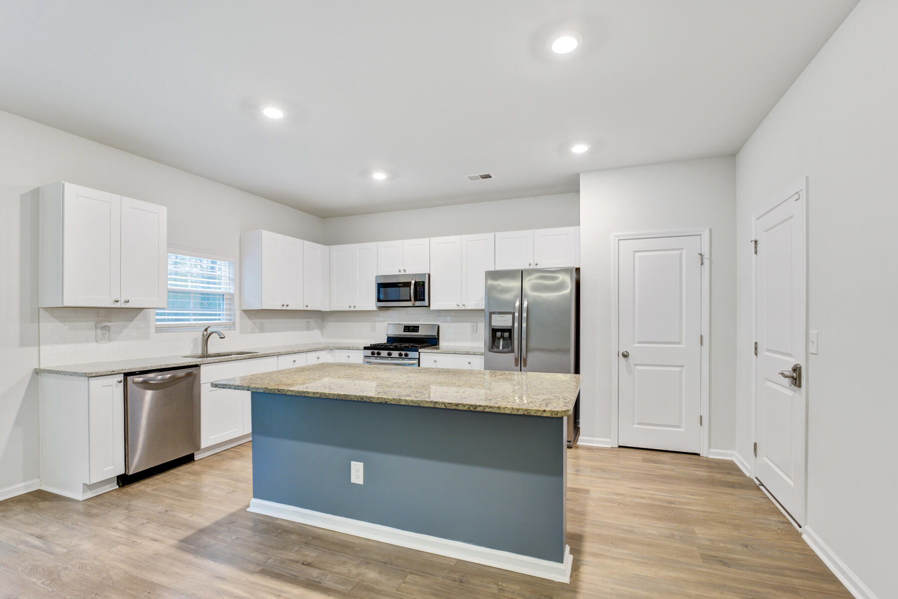 457 Spanish Wells Road Summerville, SC 29486 - Photo 5 of 36 457 Spainish Well Rd, Summerville SC (13
