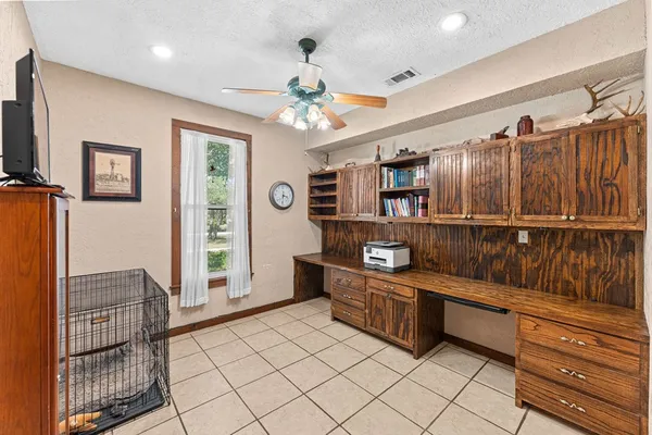 $749,999 | 43 High Street Road, Comfort, TX 78013