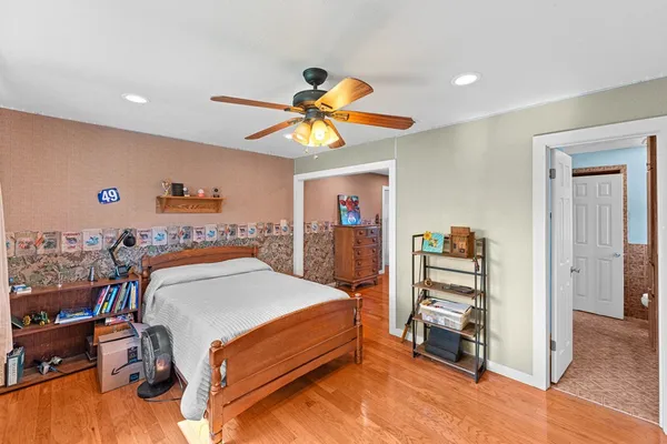 $749,999 | 43 High Street Road, Comfort, TX 78013