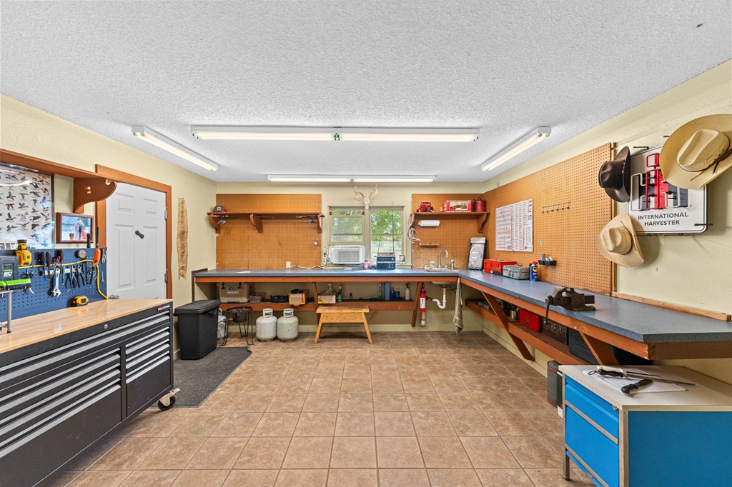 43 High Street Road Comfort, TX 78013 - Photo 78 of 90