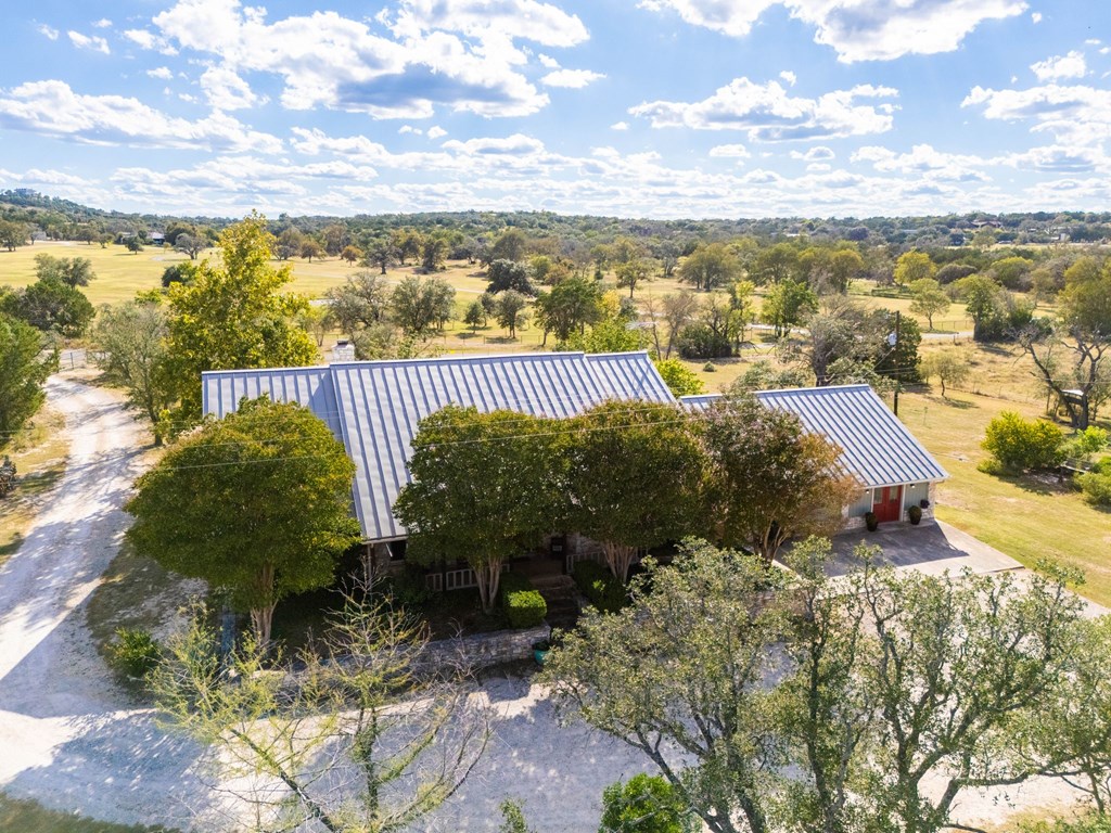 43 High Street Road Comfort, TX 78013 - Photo 8 of 90 a view of a city and lake view