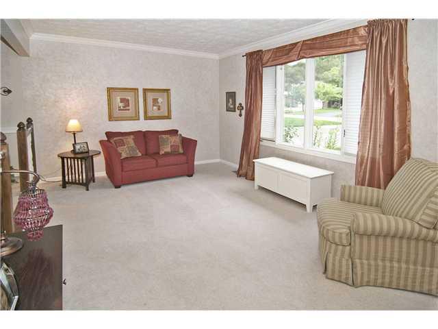8640 Winding Ridge Road Indianapolis, IN 46217 - Photo 2 of 12 Gallery Image 2